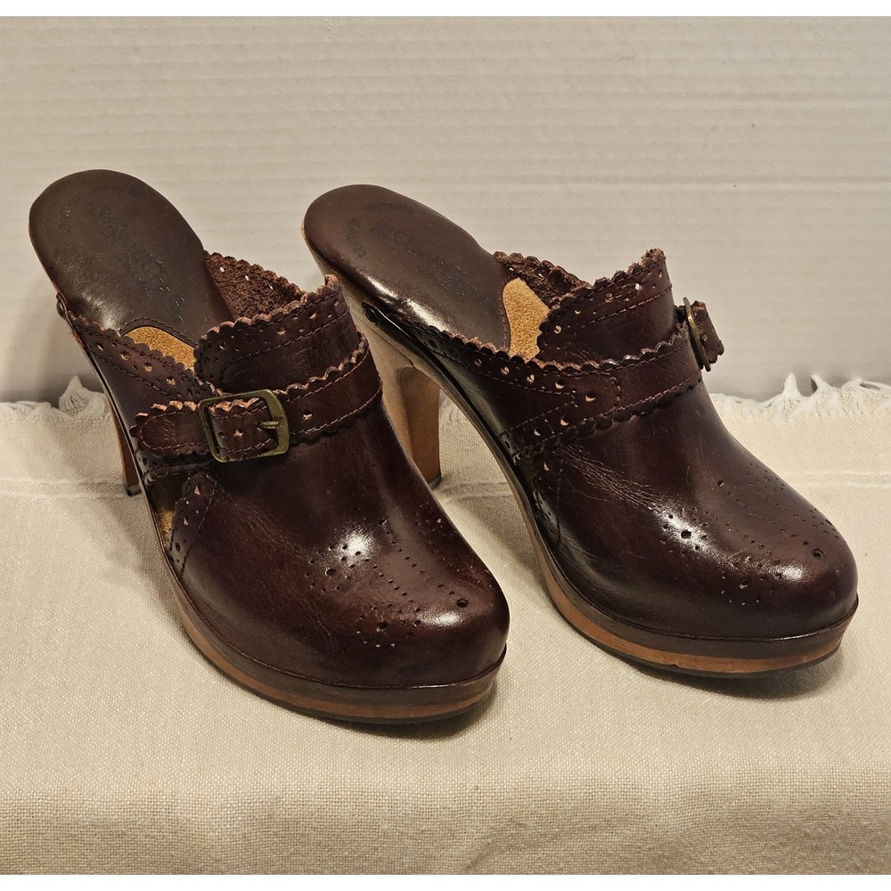Vintage 1970s Burgundy Woven Leather High Heel Clogs 6B